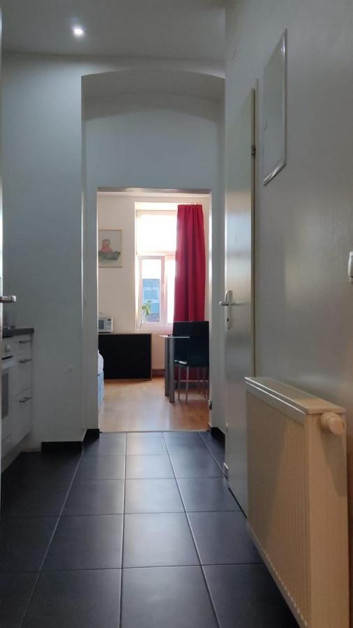 Abai 1150 Only Www-on-line-check-in & Selfservice Hostel Wien